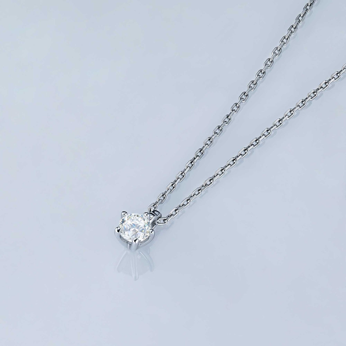 Sterling Silver Pendant with 1 Round-Cut Lab-Created Diamond 0.281 CT.TW