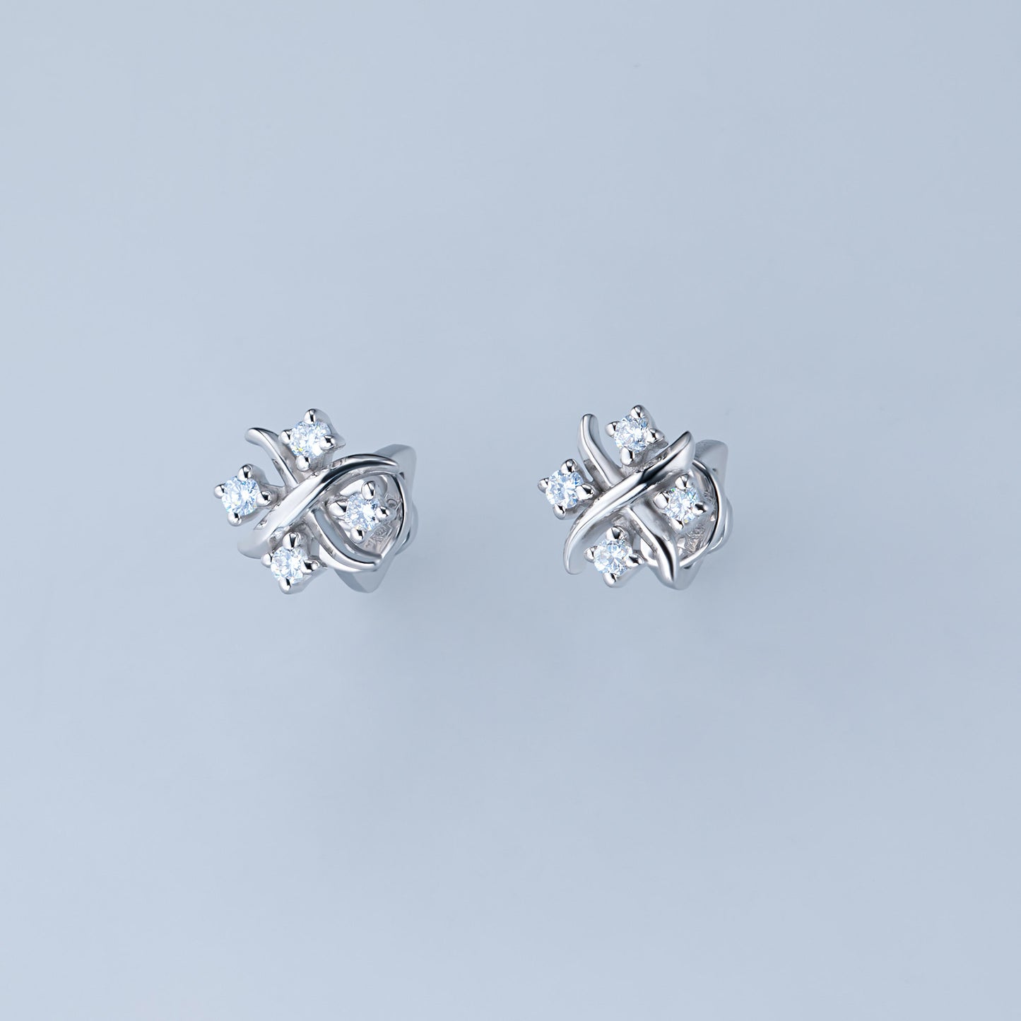 Sterling Silver Earring Studs with 8 Round-Cut Lab-Created Diamonds 0.153 CT.TW