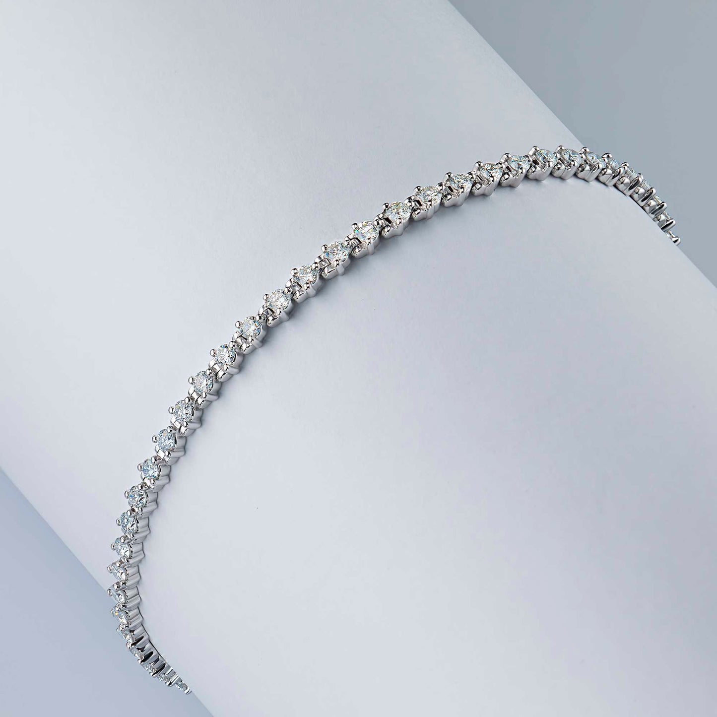 14K White Gold Bracelet with 58 Round-Cut Lab-Created Diamonds 1.637 CT.TW